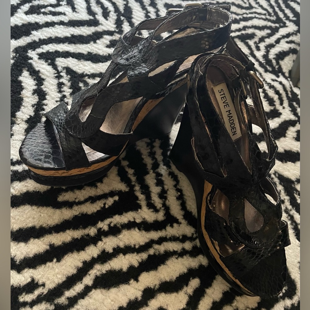 Steve Madden Cork Black Snake Print Strap Wedge Sandals. 6. Boho. Festival. Y2K